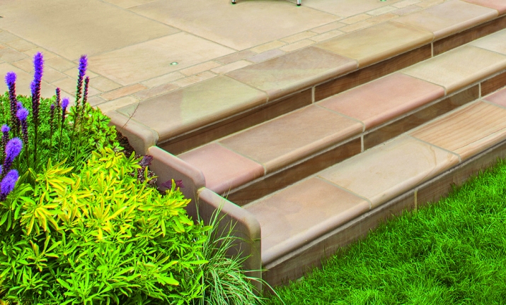 Fairstone Sawn Versuro Steps - Centre Stone Pack - Golden Sand Multi